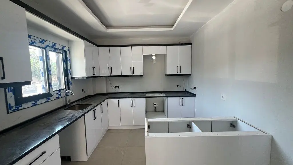 Fitted kitchen